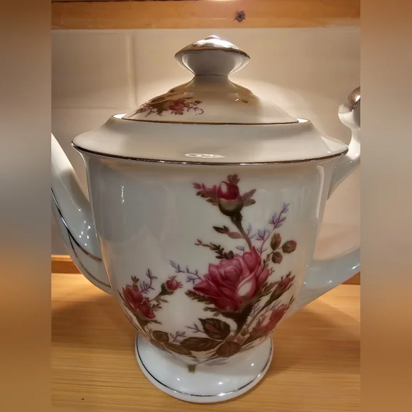 Not for sale Vintage 50s/60s Meiko Tea Rose Floral Tea Set - Picture 14 of 16